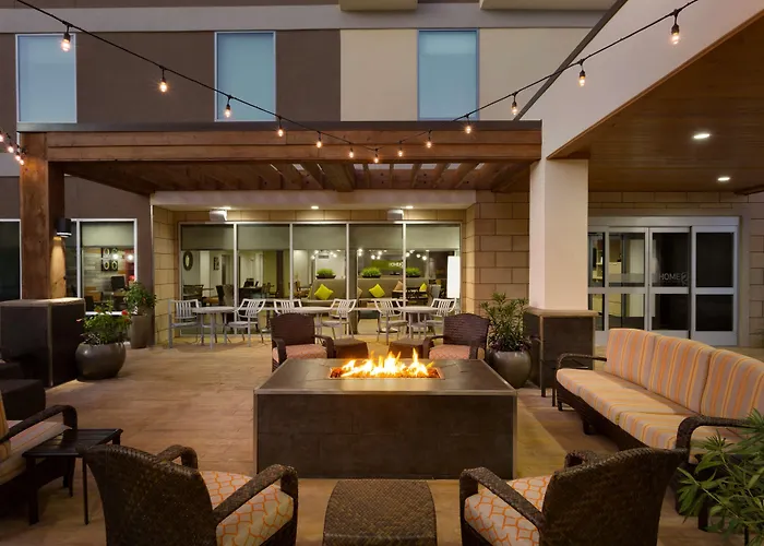 Pet Friendly hotel: Home2 Suites By Hilton Shenandoah The Woodlands