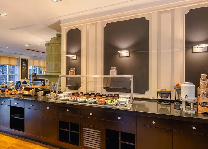 The Q - Quadro City Hotel
