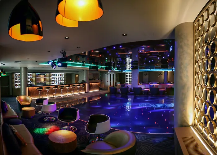  Maritim Paradise Blue &Spa