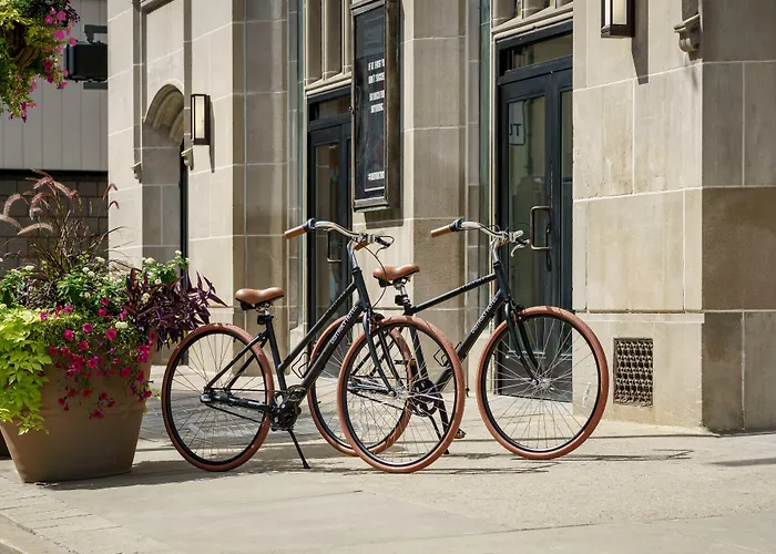 Joinery Hotel Pittsburgh, Curio Collection By Hilton