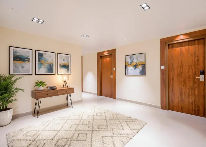 3 star hotel: Fabhotel Phoenix Brookfield - Nr Kundalahalli Main Road