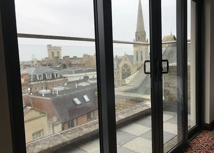 5 star hotels George Street
