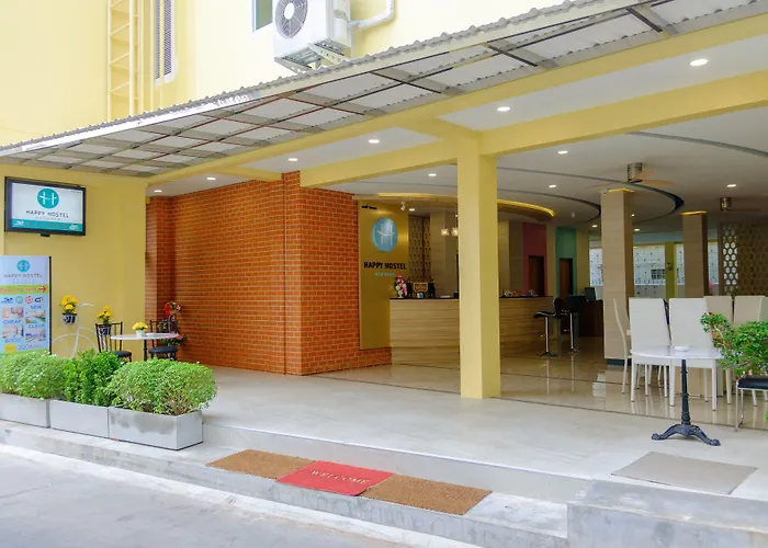 Happy Hostel