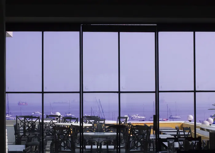 Cheap hotel: Hotel Harbour View Colaba
