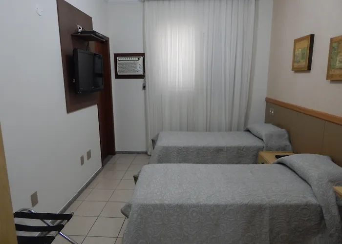 Hotel 3 estrelas: Frimas Hotel