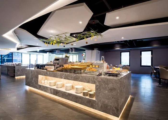 Luxury hotel only: Sun Hao Hotel Taichung