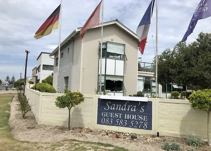 Sandra'S Guest House