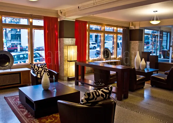 Moore Hotel