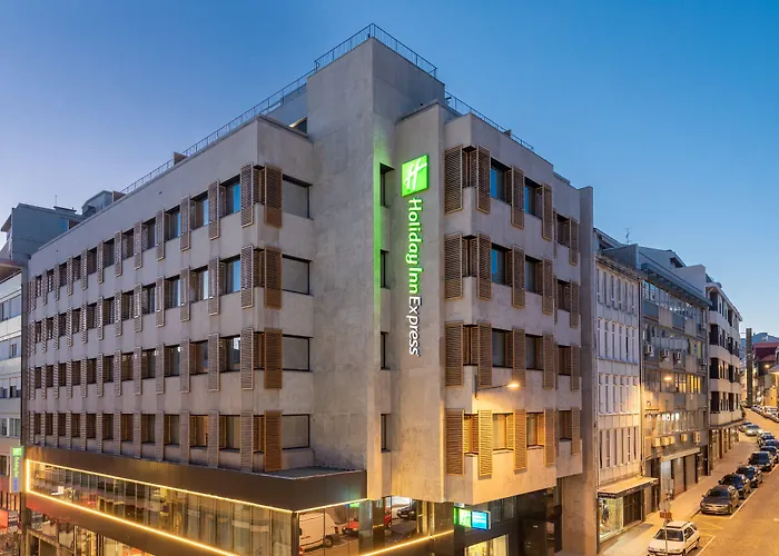  Holiday Inn Express Porto City Centre By Ihg