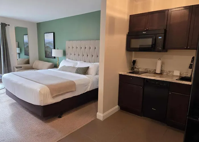 Hotel: On The River Inn