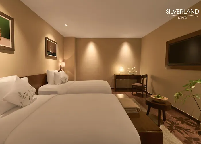 Motels Silverland Sakyo