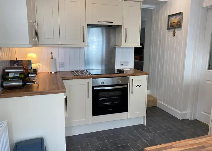 Dolphin Cottage