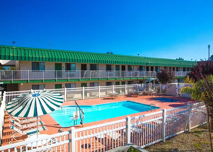 Motel: University Inn Fresno