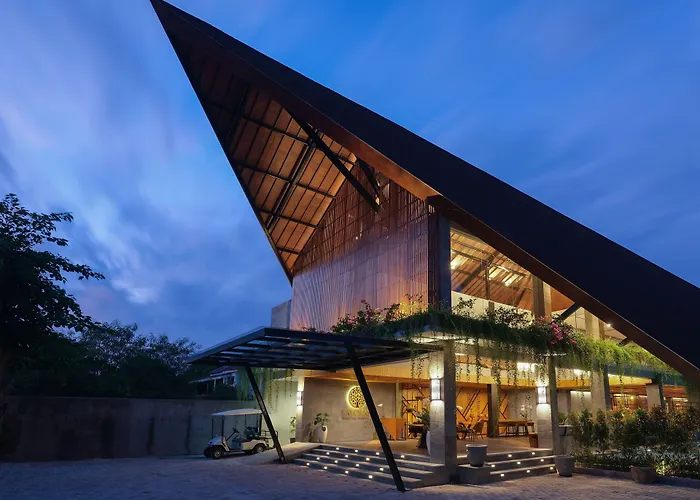 Kayumas Seminyak Resort