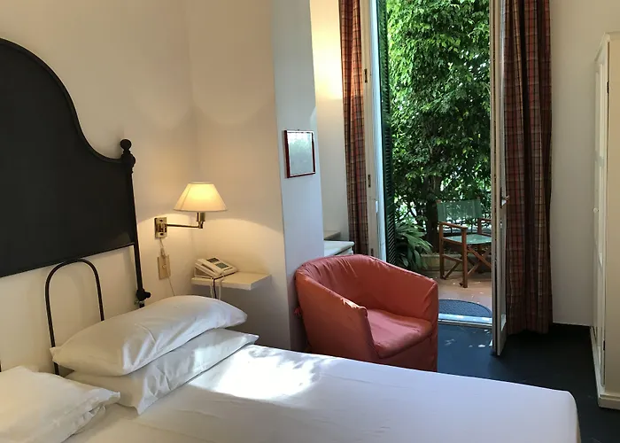 Hôtel central: Hotel Beau Rivage