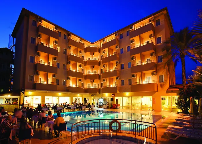 3-Sterne-Hotel: Helios Hotel