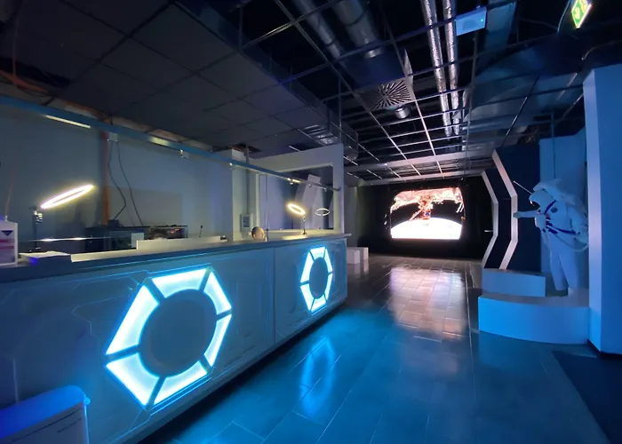 Hotel dichtbij College: Space Night Capsule Hostel