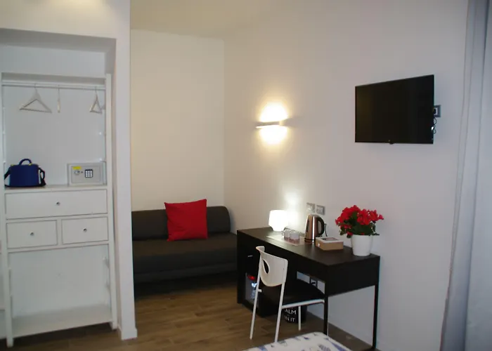 Travel House