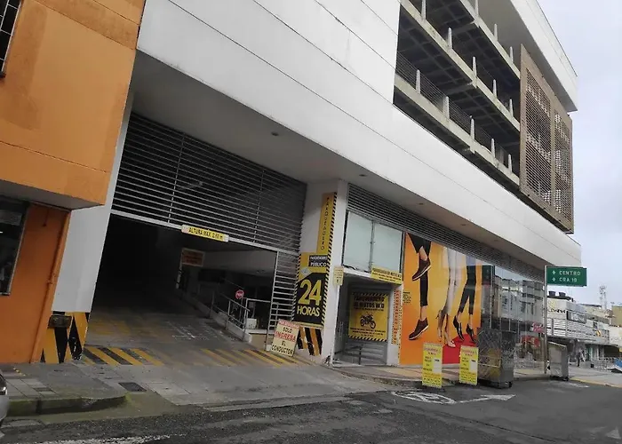 Hotel de 3 estrellas: HOTEL ARMENIA CENTRO , TENEMOS AGUA CALIENTE y FACTURACION ELECTRONICA, Gracias