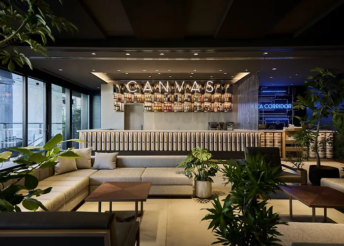 Family Hotel: The Royal Park Canvas Ginza Corridor