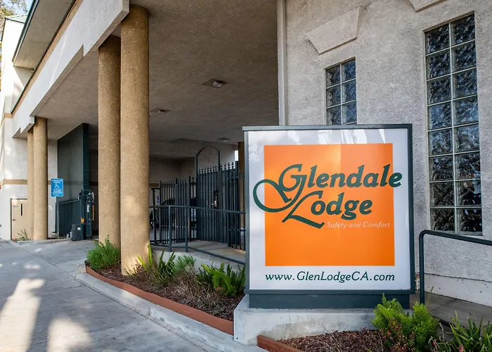 Hotel near College: Glendale Hotel