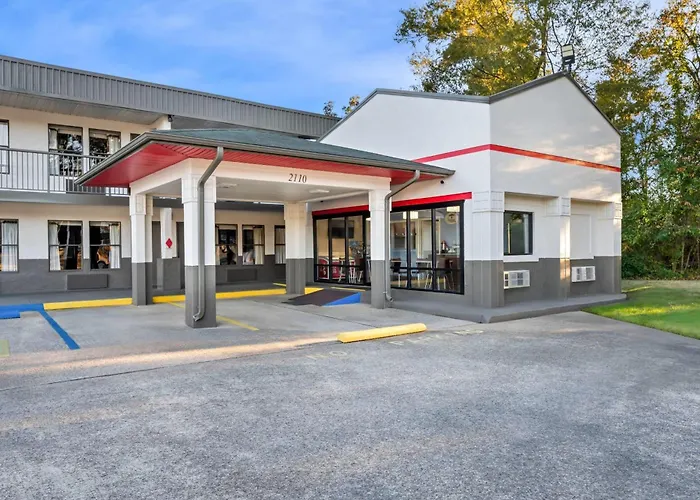 Super 8 By Wyndham Gadsden Al