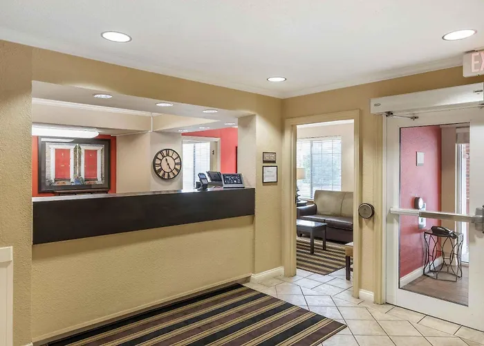 Extended Stay America Suites - Milwaukee - Brookfield