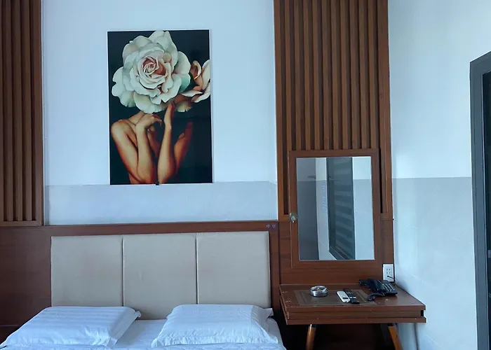 Pet Friendly hotel: Tulip Hotel