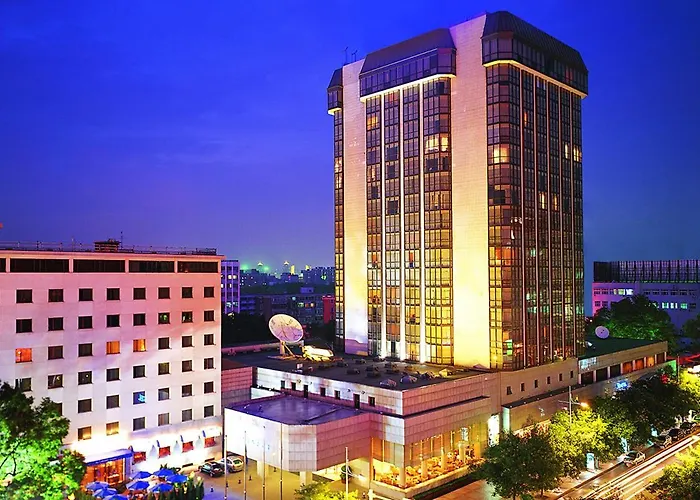 Golf hotel: Peace Hotel Beijing