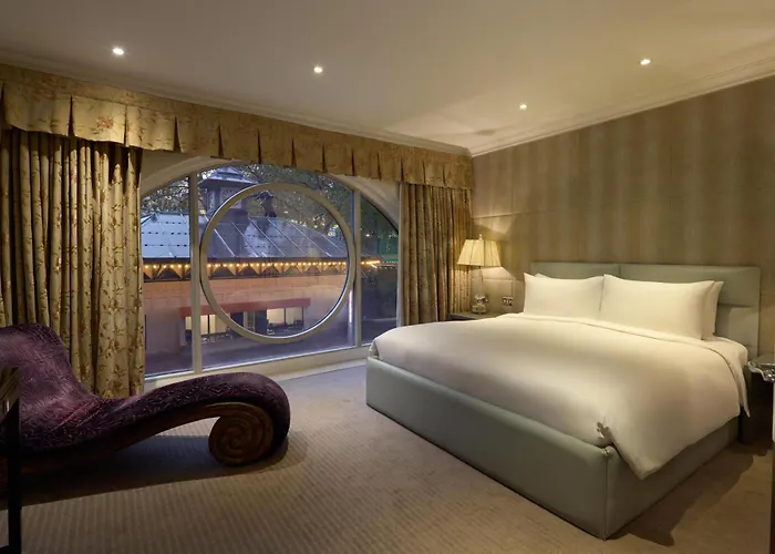 Radisson Blu Hotel, London Leicester Square