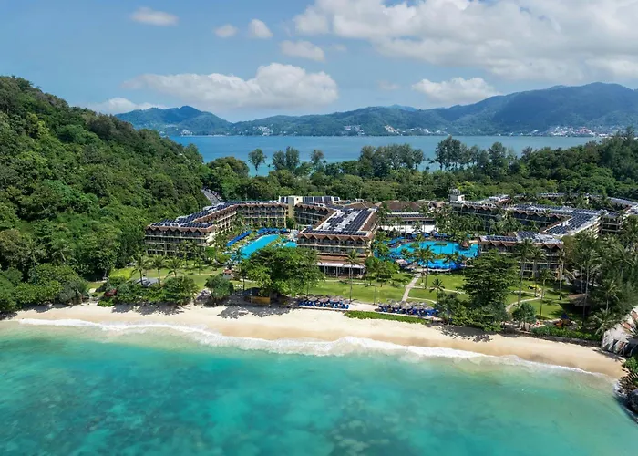 Phuket Marriott & Spa, Merlin Beach