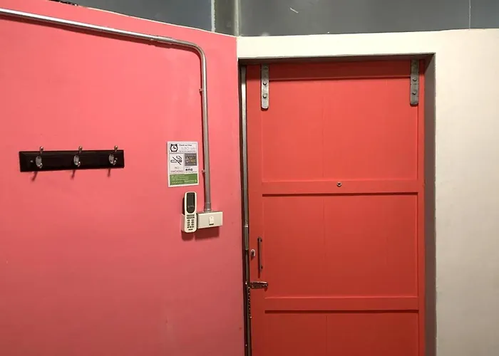 Sleep Sheep Phuket Hostel Sha