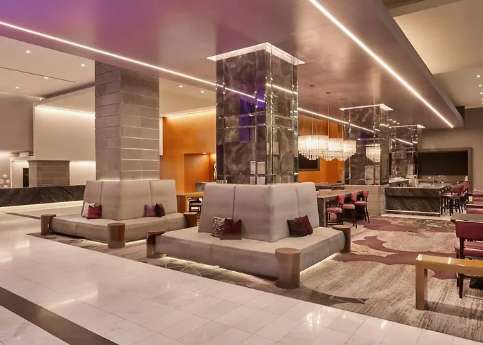  Loews Hollywood
