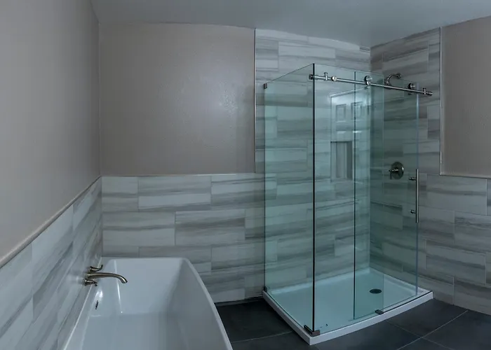 Jacuzzi hotel: Purple Orchid Resort & Spa