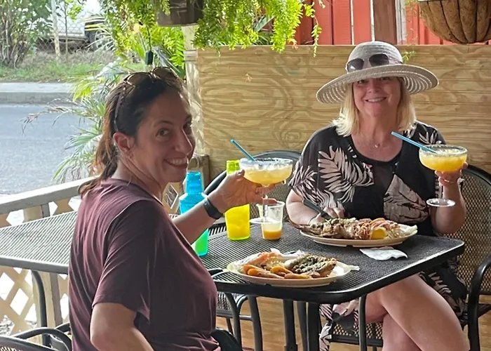 Cheap hotels Naniqui Cottage - Only Adults -Parking Golf Car Only