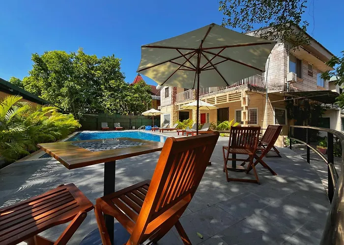 Bed and Breakfast Monkey Republic Kampot