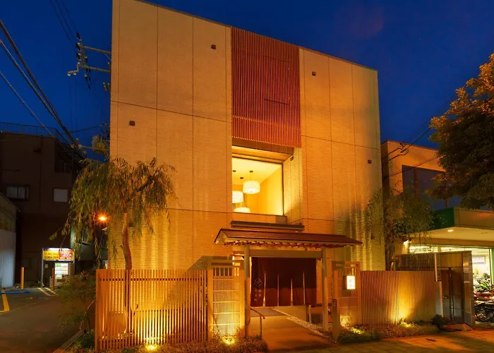 Waqoo Shitaderamachi