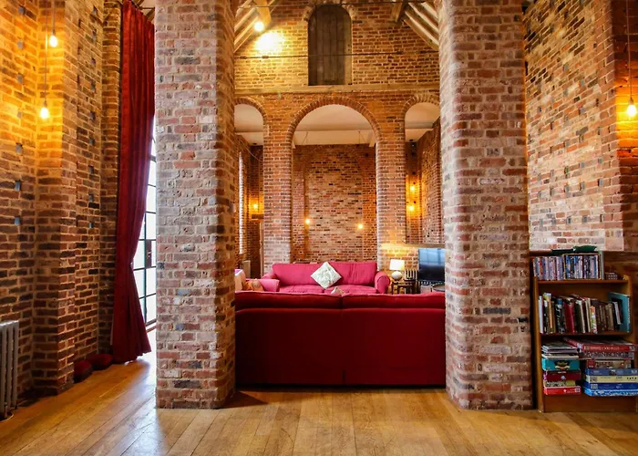 Dog friendly hotels Windy Mundy Farm