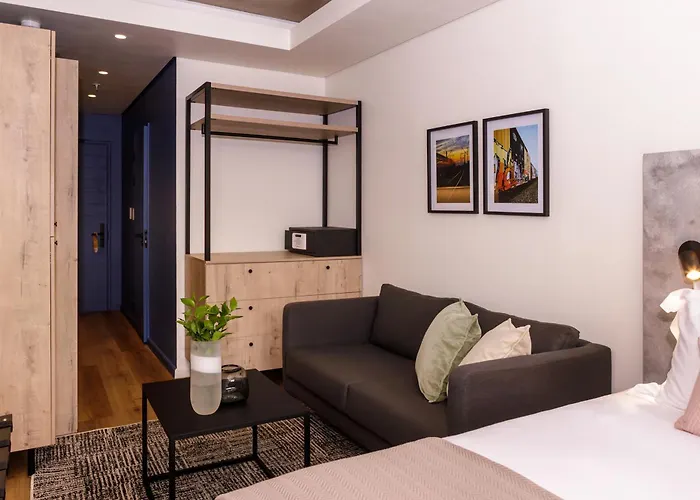 Home Suite Hotels Station House