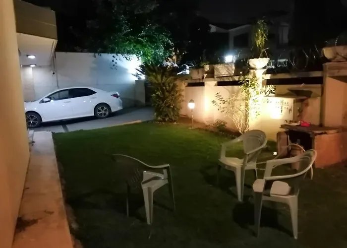 Family Lodges Guest House