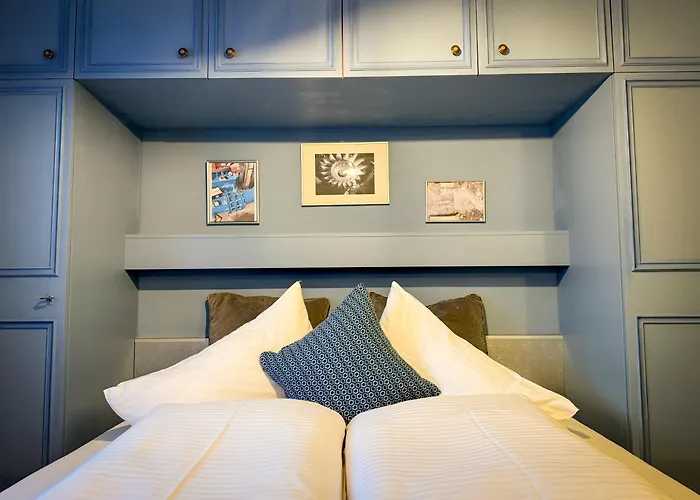 Ping Pong Hotel: Hotel Tenne