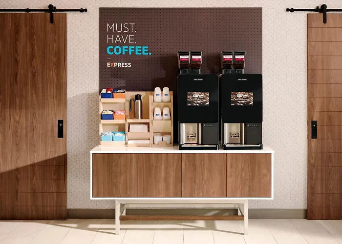 Holiday Inn Express And Suites Great Falls By Ihg