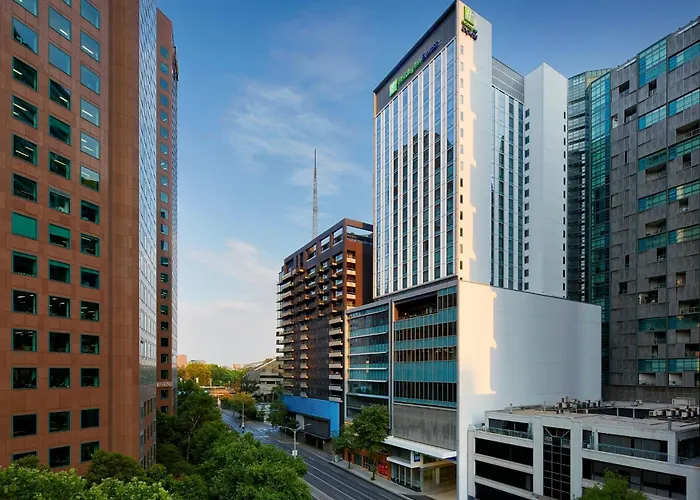 Pets Allowed Hotel Holiday Inn Express Melbourne Southbank By Ihg