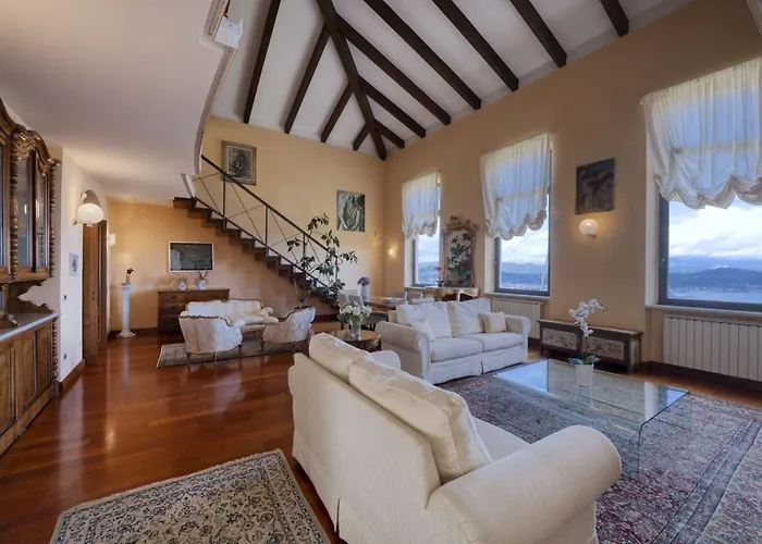 Villa le palme-Pool, garden, terrace&sea view