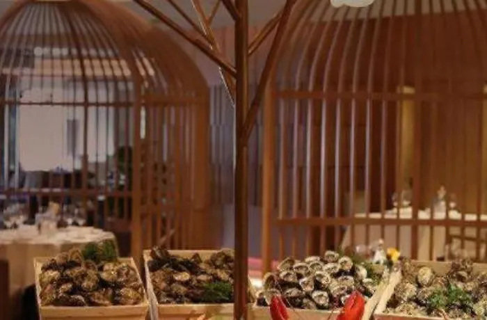 Starworld Hotel