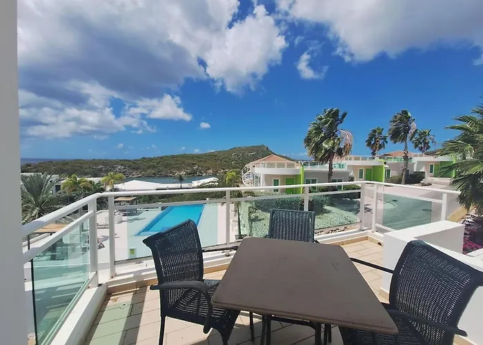 Piscadera Harbour Village