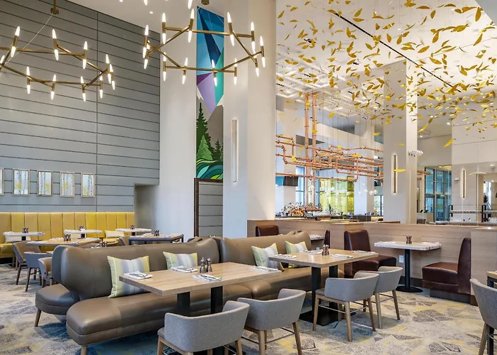 Hotel with pool: Hyatt Regency Denver At Colorado Convention Center