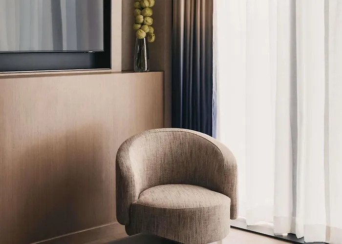 Mondrian Singapore Duxton