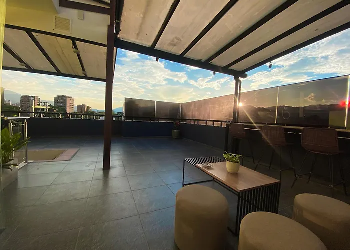 Maidy Luxury Hotel