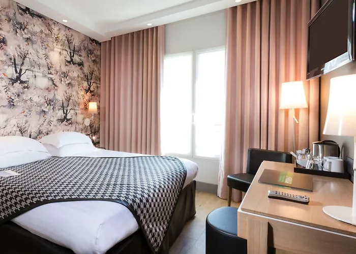 Hôtel accueillant les animaux: Hotel Acanthe - Boulogne Billancourt